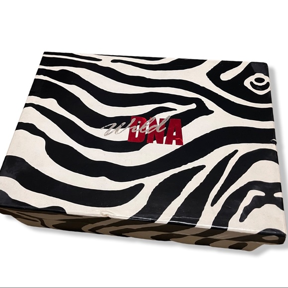 NEW IN BOX Wild DNA cheetah print heels 8 - Picture 8 of 8